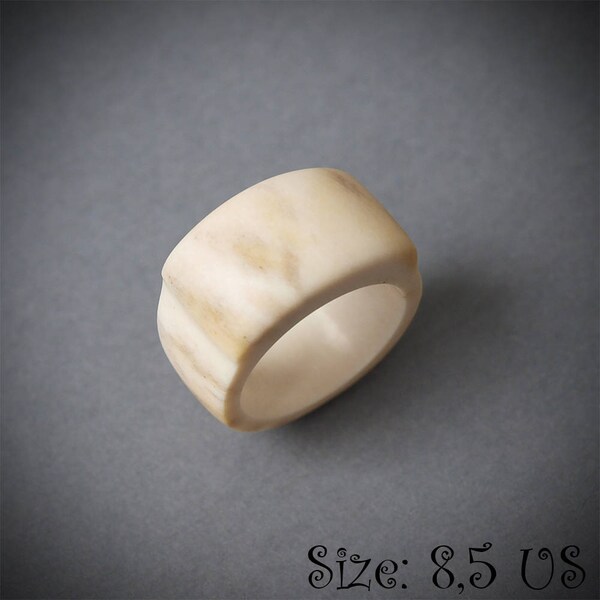 Antler ring, Size 8,5 US, Antler rings, Antler jewelry, Signet ring, Statement ring, Bone jewelry, Bone ring, Women rings, Men rings, Rings