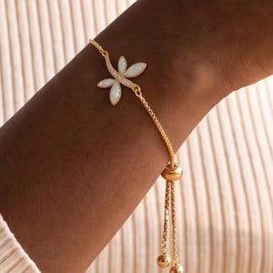 Armband mit Schafanhänger, 925er Sterlingsilber mit Zirkonia, verstellbarer weißer Anhänger