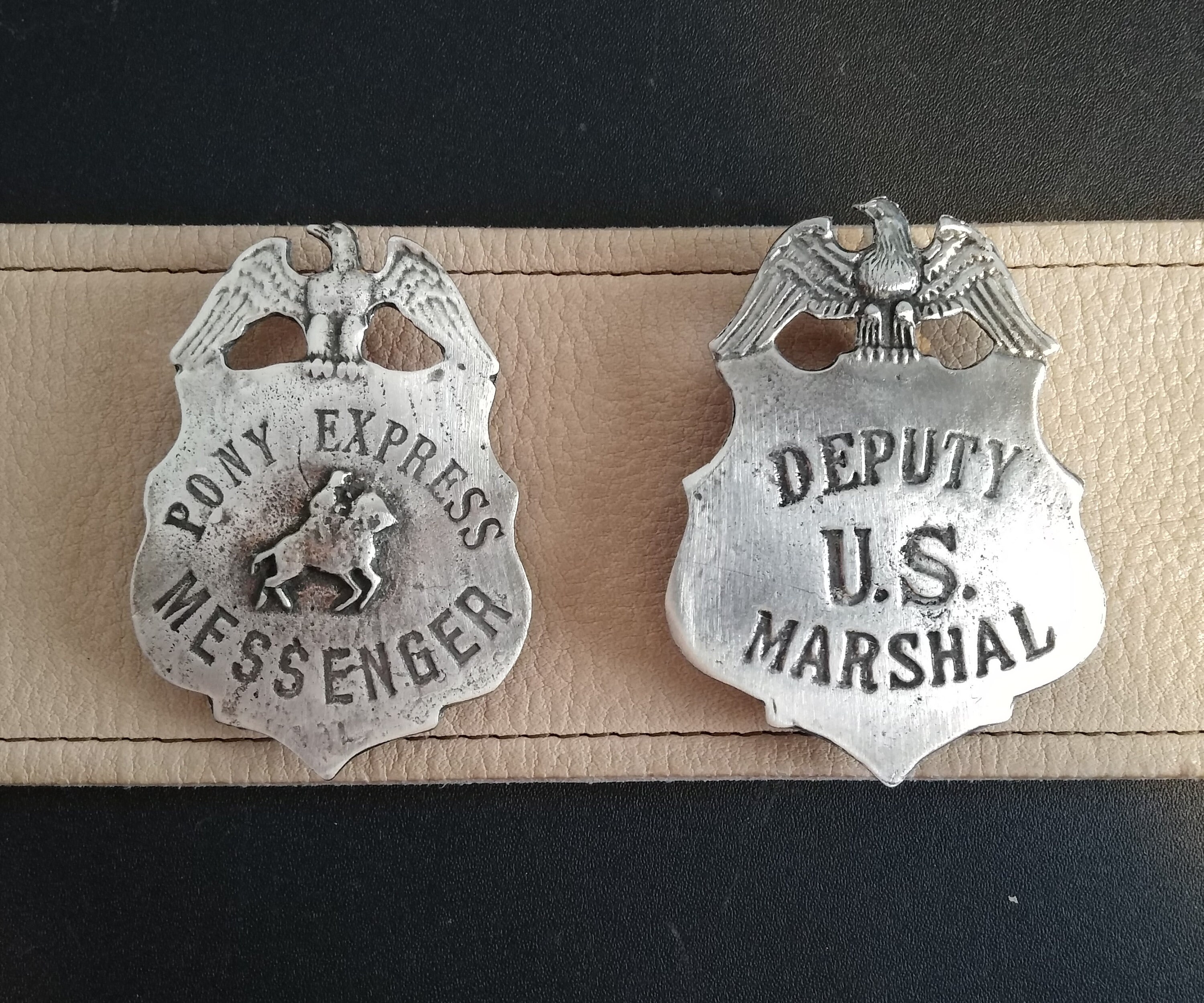 Antique Old West Pony Express Horseback Mail ID Law Badge Antique Old West Pony Express Horseback Mail ID Law Badge