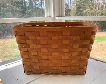 Vintage Woven Basket Extra Large Split Reed Sturdy Storage Blanket Or Laundry Basket Rustic Farmhouse Decor 20 x 11 1/2" x 12 3/4"