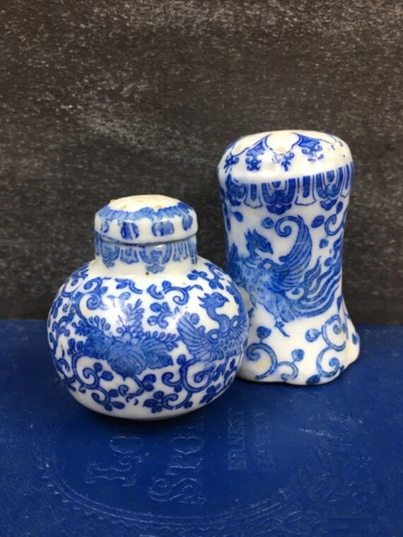 Blue White Salt Pepper Mismatched Set Phoenix or Flying Turkey Pattern Made in Japan Etsy UK