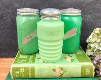 Vintage Jadite Salt Shaker and Painted Spice Jars: Retro Kitchen Decor
