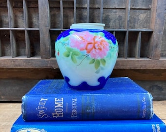 Vintage Chinoiserie Ginger Jar: Porcelain Roses, Gold Details, Made in Japan