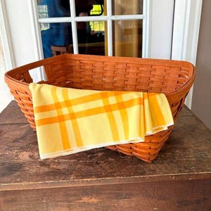 ロンガバーガー❤️バスケット❤️ミディアムマーケット❤️ハンドメイド　マドラスチェック Longaberger Laundry Hamper - Etsy