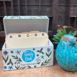 Vintage Family Circle Test Kitchens Recipe Box With Index Cards, BLANK Recipe Cards & Alphabet and Category Dividers