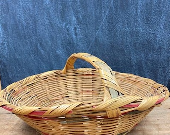 Vintage Woven Wicker Basket with Handle: Rustic Farmhouse Decor