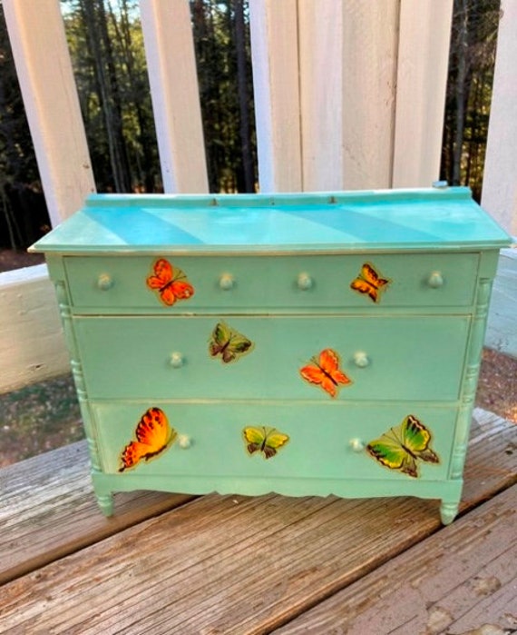 Vintage Small Doll's Dresser Toy Doll Furniture Blue PLASTIC Dresser With Butterfly Decals - Etsy Vintage Small Doll's Dresser Toy Doll Furniture Blue PLASTIC Dresser With Butterfly Decals - Etsy
