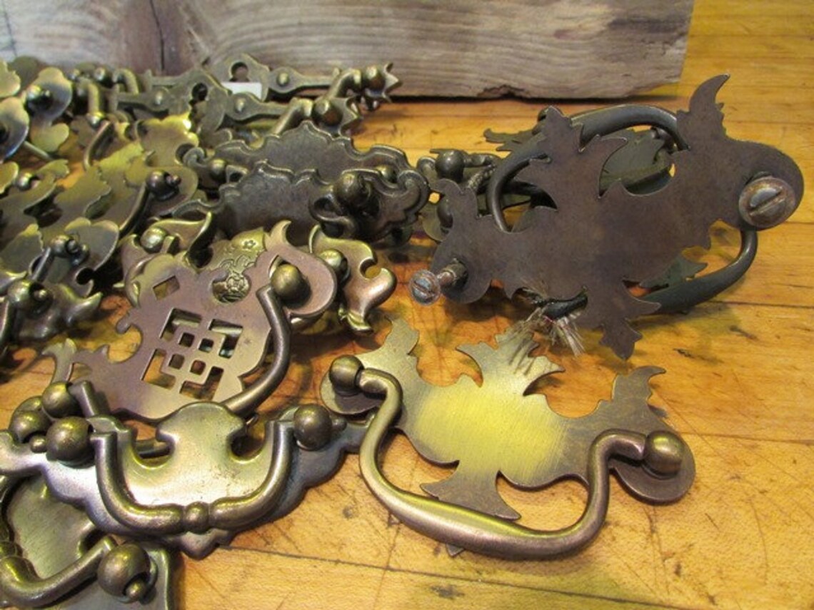 Brass Drawer Pulls Vintage Metal Drawer Pulls 36 Pieces Etsy