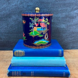 Vintage Tea Tin Daher Oriental Dark Blue Made in England Tin Canister Made In England Blue Willow Style