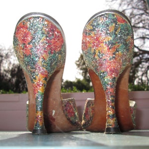 1950s Dazzling Darlene Springolators / Vintage 50s Sparkly Confetti ...