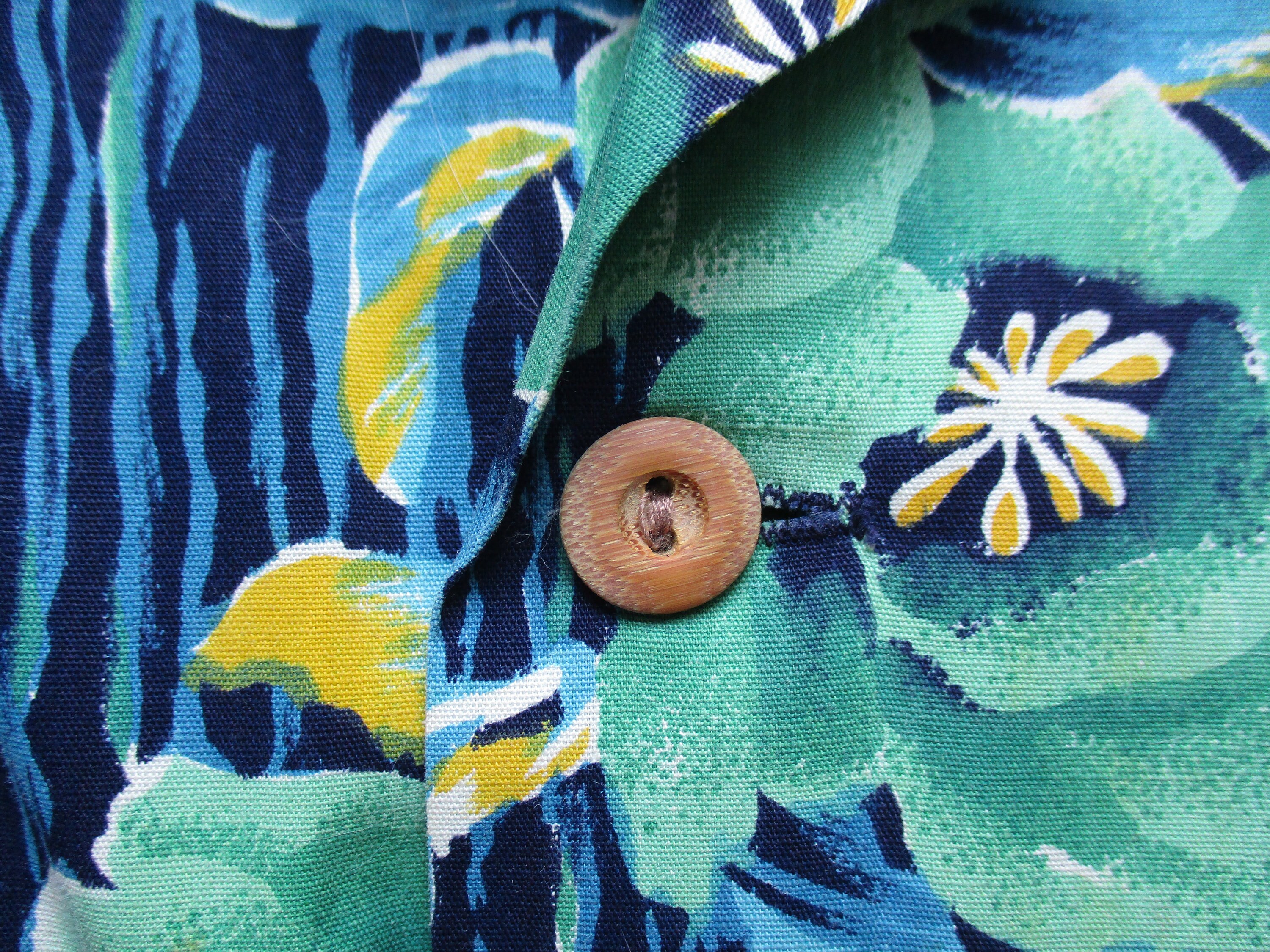 1950s Colorful Kamehameha Cotton Shirt / Vintage 50s