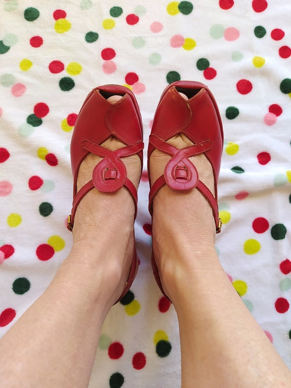 1940s Rosie Ravishing Red Wedges / Deadstock Vinta