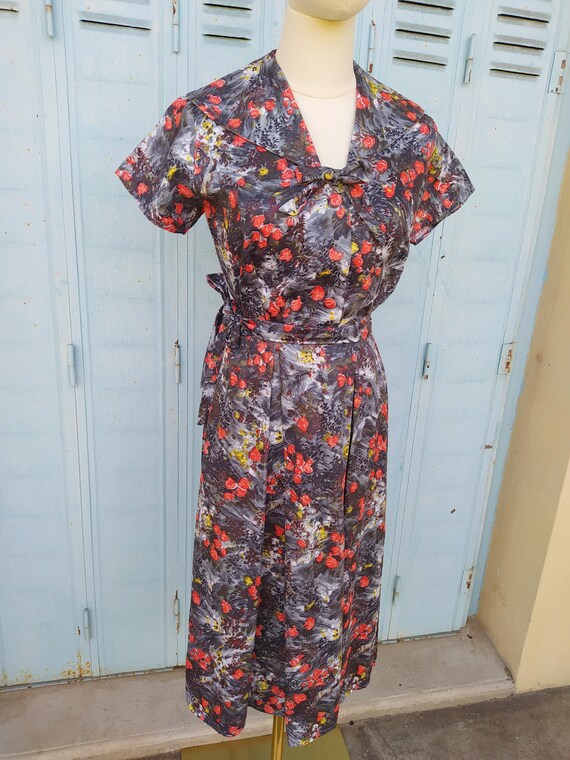 1950s Sophia Sizzling Springtime Dress / Vintage … - image 9