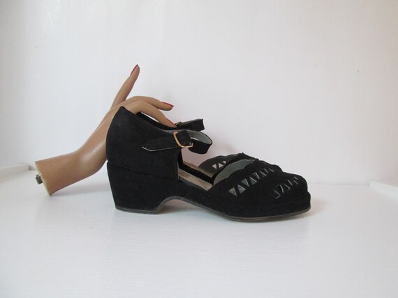 Gorgeous Vintage 1940s 40s French Black Suede Stra
