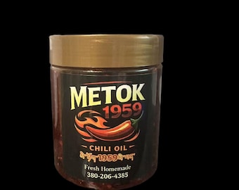 Spicy Beef Jerky Chili Oil, 500g Jar, Homemade Small Batch Olive Oil Chili Crisp for Momos, Dumplings & Noodles, METOK 1959