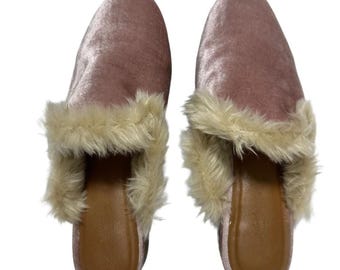 Universal Thread Women's Bibiana Faux Fur Lined Velvet Mules Pink Size 8