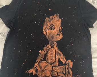 Handgebleichtes Baby Groot T-Shirt – Verwaschen von Olivia