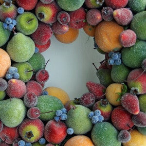 Christmas Wreath, Sugared Fruit Wreath image 2