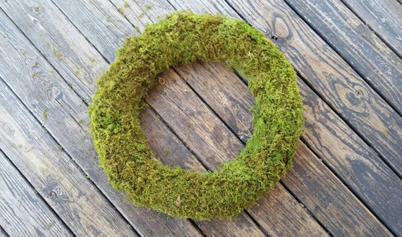 Oversized Oregon Moss Covered Wreath