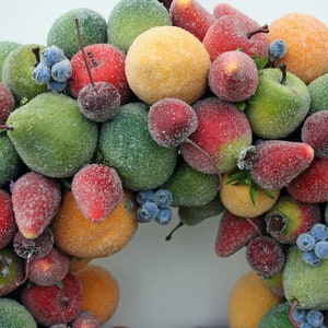 Christmas Wreath, Sugared Fruit Wreath image 3