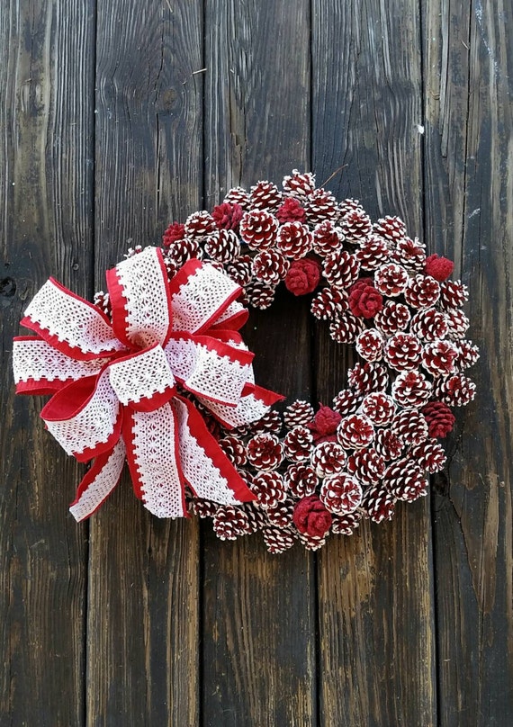 Christmas Wreath, Holiday Wreath, Pine Cone Wreath, Red and White Wreath
