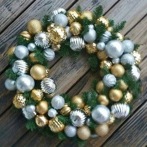 Christmas Wreath, Holiday Wreath, Ornament Wreath, Custom 20 Inch Pine Wreath With Gold and Silver Ornaments