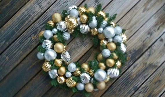 Christmas Wreath, Holiday Wreath, Ornament Wreath, Custom 20 Inch Pine Wreath With Gold and Silver Ornaments