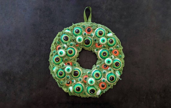 Halloween Wreath, Eyeball Wreath, Eyeball Halloween Wreath, Eyeball Decor, Halloween Decor