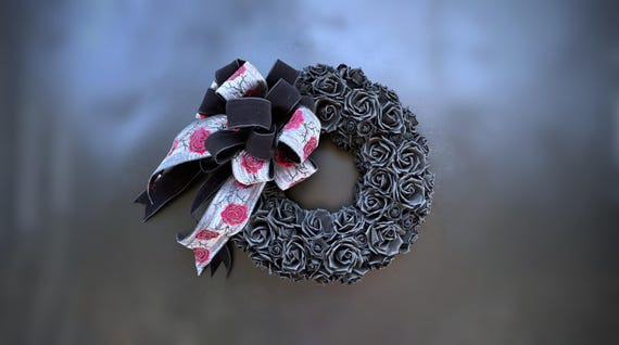 Gothic Black Rose Halloween Wreath