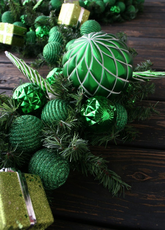 Christmas Garland, Holiday Garland, Mantel Garland, Fireplace Garland, Custom 9 Foot Pine Garland With Green Ornaments