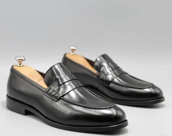 Handgefertigte Penny Loafer aus schwarzem Leder | Klassische Herrenschuhe