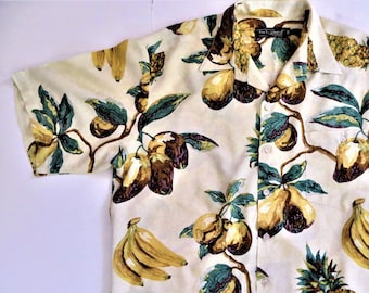 Tori Richard Camisa hawaiana con gran estampado de frutas tropicales Viscosa Rayón, amarillo verde marrón retro Aloha camisa tamaño mediano unisex hombres mujeres