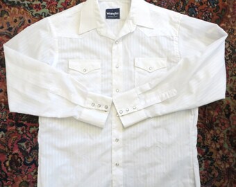 White Western Snap Shirt, Wrangler Long Sleeves White on White Stripes, Metal Pearl Snaps, Flap Pockets, Size large Cowboy Dress Shirt