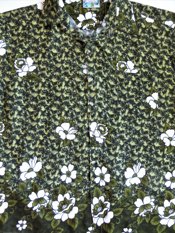 vintage Rayon Hawaiian Shirt, Green White Flower … - image 7