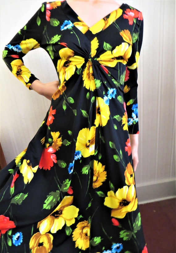 70s Large Flower Print Dress, Boho Midriff Style,… - image 7