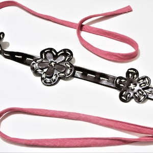 Flower Tie Belt, Faux Brown Leather Daisies and Pink Fabric Ties, Fairycore Festival Belt
