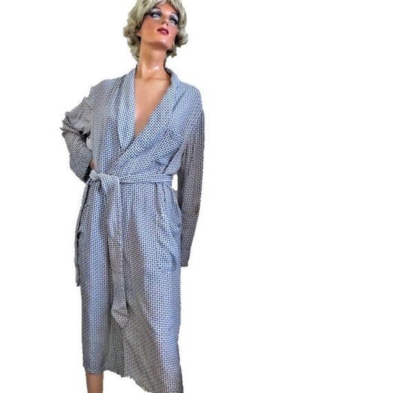 40s 50s Rayon Robe, Blue White Geometric Mod Prin… - image 9