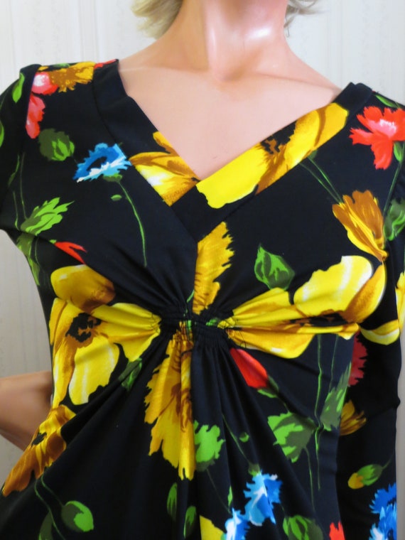 70s Large Flower Print Dress, Boho Midriff Style,… - image 4