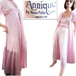 70s Pink Peignoir Set, Rosa Puleo Szule Annique, Stunning Vintage Lacy Nylon Long Nightgown and Robe 2 Piece Fine Lingerie Set Size Small image 3