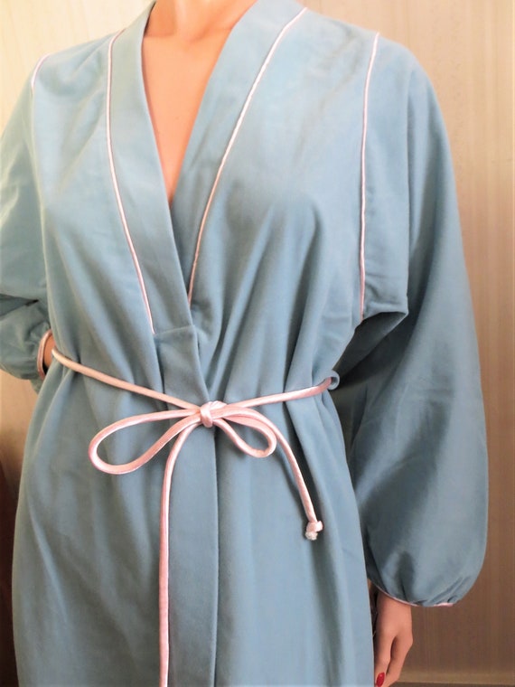 Deadstock 70s Blue Wrap Robe, Blue with Pink Sati… - image 8