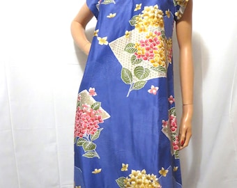 Long Blue Floral Hawaiian Muumuu Dress Sun Fashions  Cotton Maxi, made in Hawaii, Round Yoke Petal Sleeves, vintage size 8