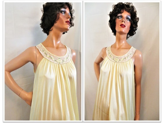 70s Peignoir Set, Lorraine Short Yellow Nightgown… - image 4