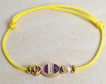 Boho Enamel Fish and Pearl Bracelet • Adjustable Colorful Charm Jewelry • Beachy Gift Idea