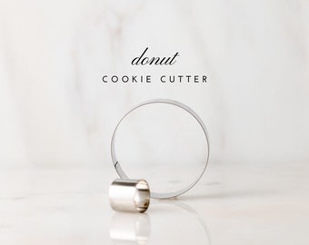 2-Piece Stainless Steel Donut Cookie Cutter Set