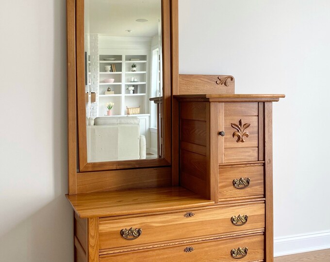 Antique Dresser With Beveled Mirror, Vintage Bedroom Chest of Drawers