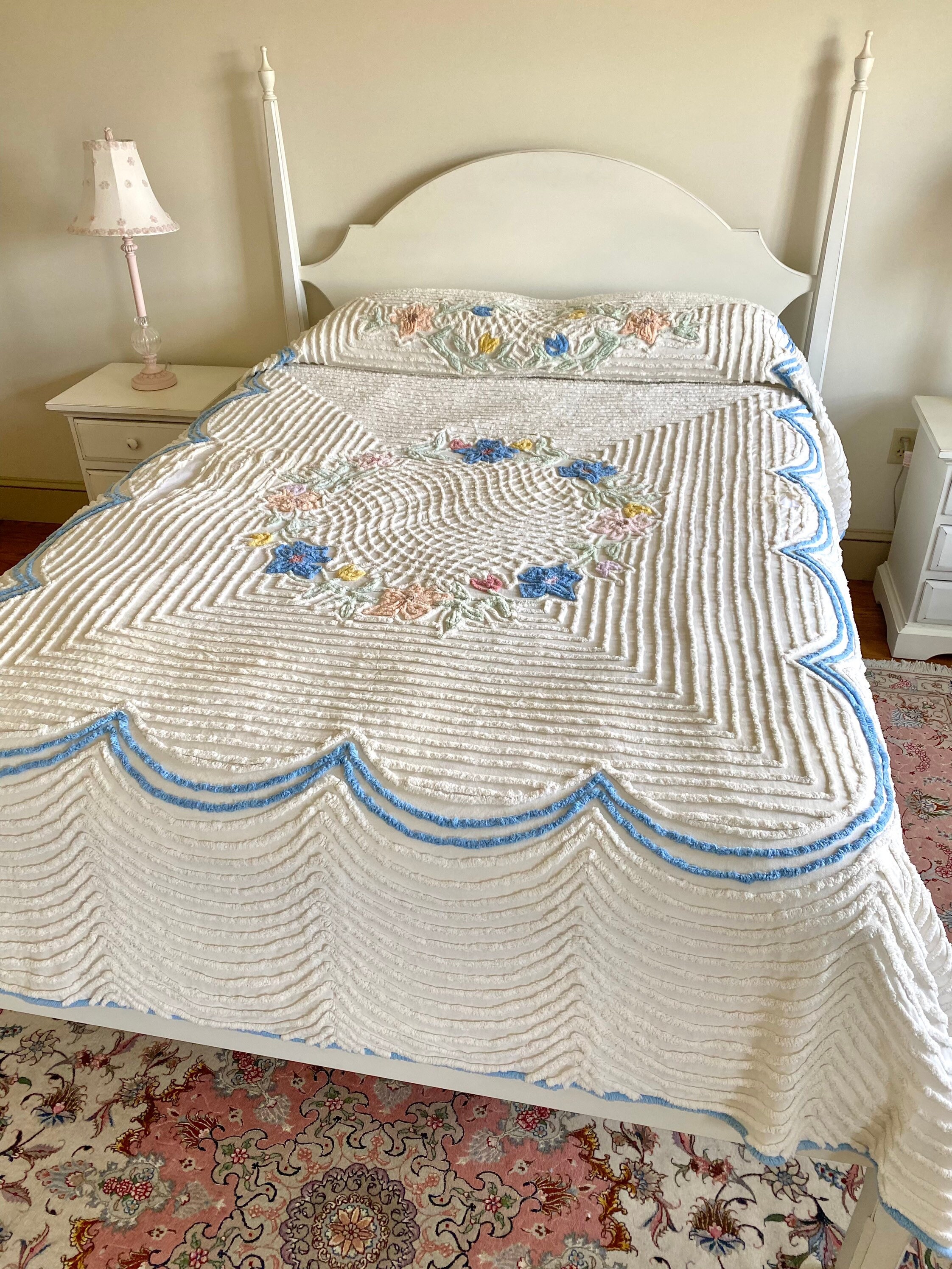 Vintage Chenille Bedspread Floral Coverlet Full or Queen - Etsy Vintage Chenille Bedspread Floral Coverlet Full or Queen - Etsy