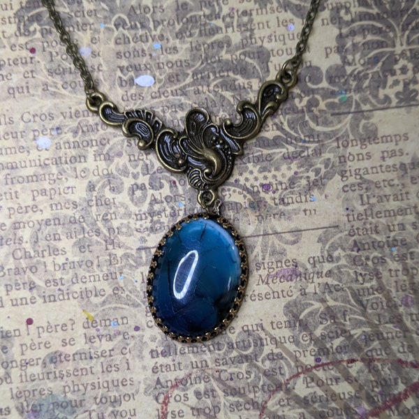 Natural Blue Crackled Dragon's Vein Agate Stone Pendant with Bronze Flourish Necklace