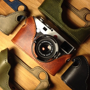 Meio estojo Leica M10 / M10R com *opção de acesso direto à bateria e cartão SD* Kenjileather