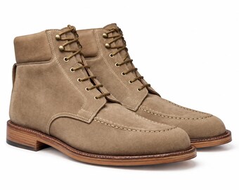 Taupekleurige suède mocassinlaarsjes voor heren, handgemaakte enkellaarsjes met vetersluiting