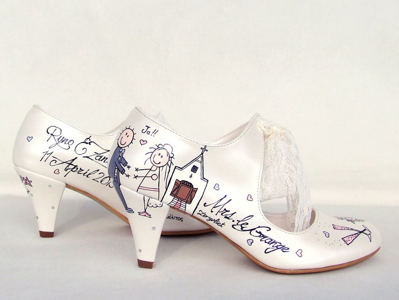 Personalized wedding shoes for bride with low heels, handpainted bride and groom, handwritten names and wedding date.